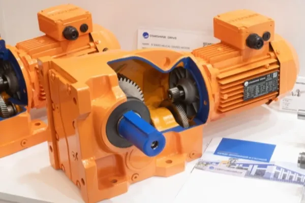 На выставке «Металлообработка 2025» представлены компактные мотор-редукторы STARSHINE